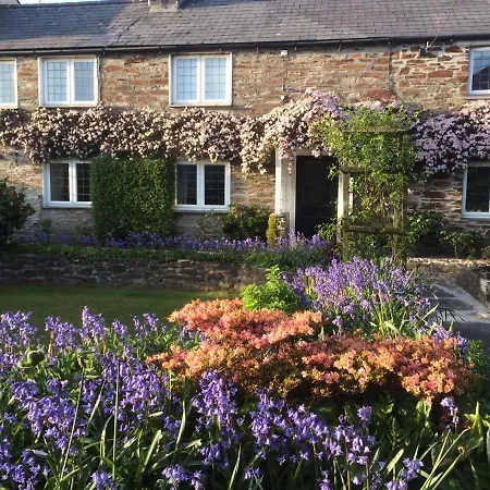 Bed & Breakfast Priory *